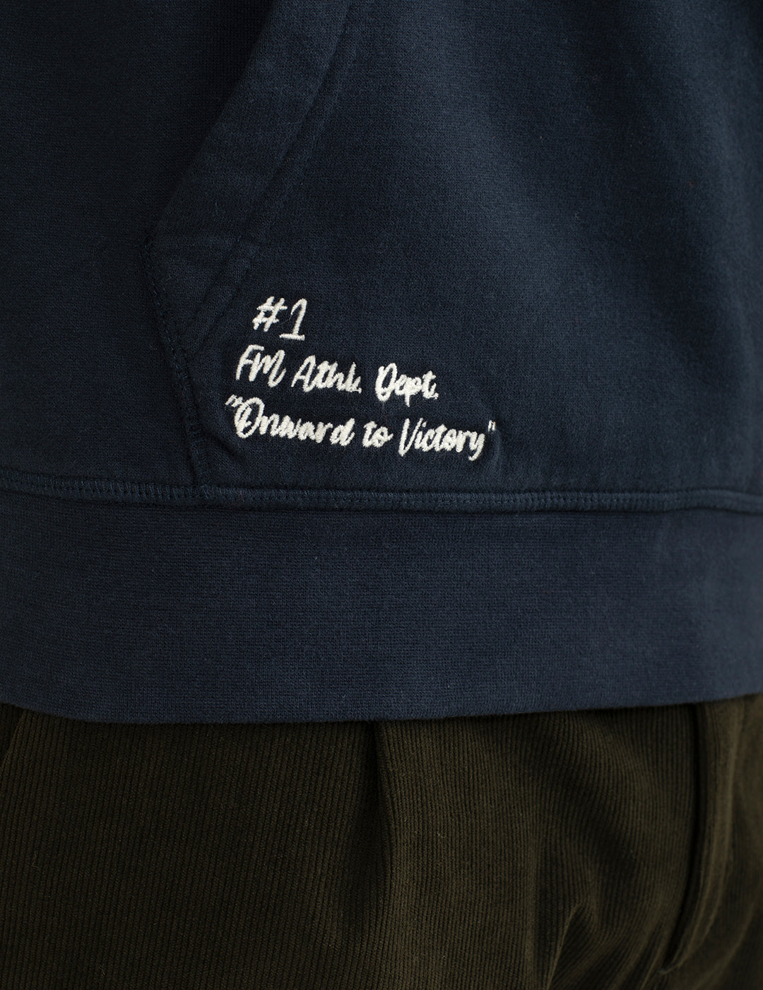 Felpa con cappuccio stile college uomo blue fm24w13fc cc-a0601 Felpa con cappuccio stile college