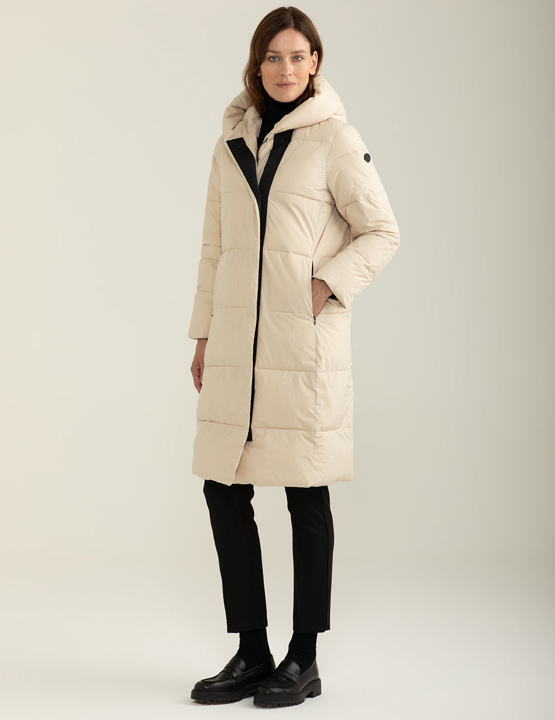 Piumino lungo con cappuccio donna ivory fw24w13kd cc-a0910 Piumino lungo con cappuccio