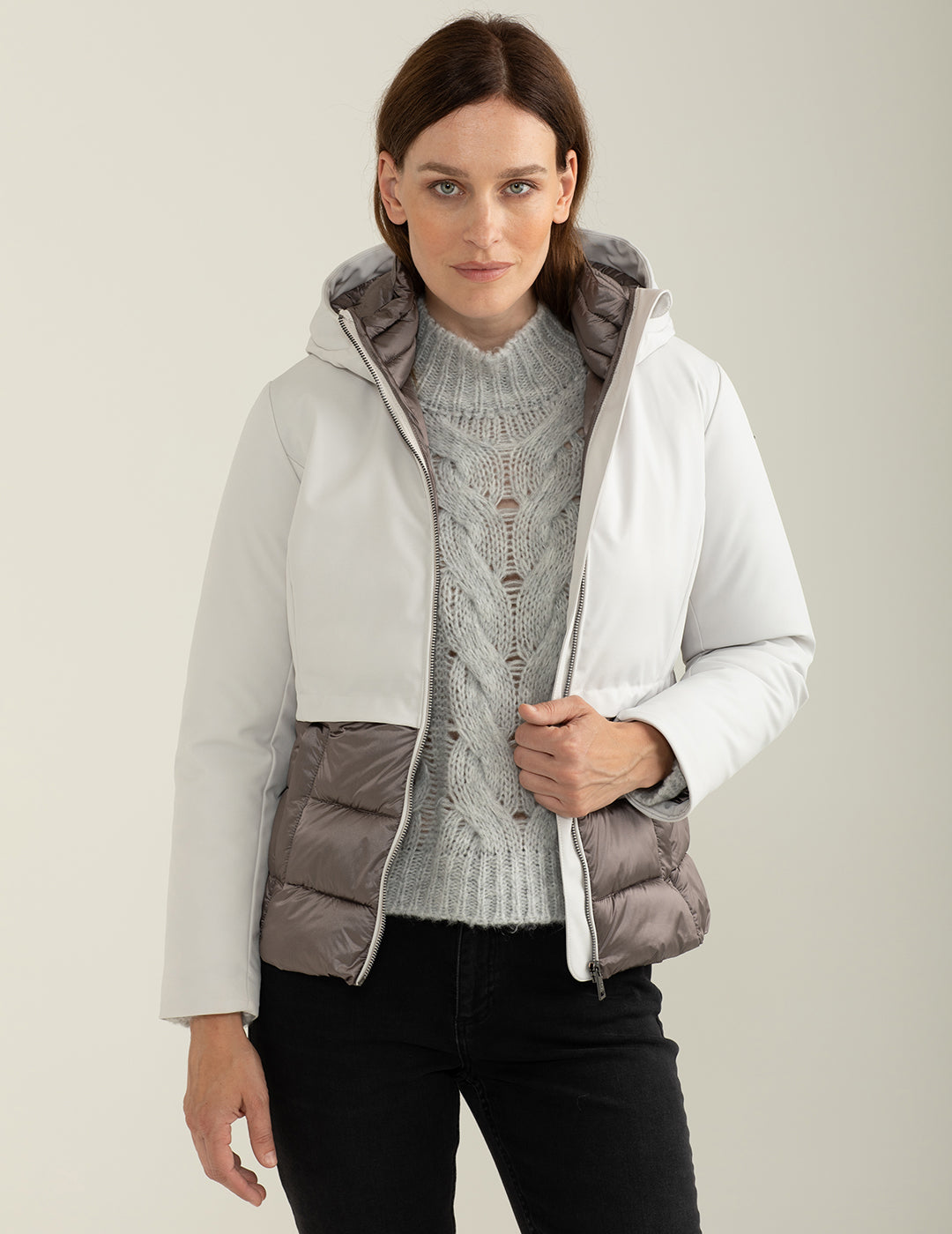 Giubbotto in soft-shell con cappuccio donna ice fw24w01ku cc-a0005 Giubbotto in soft-shell con cappuccio