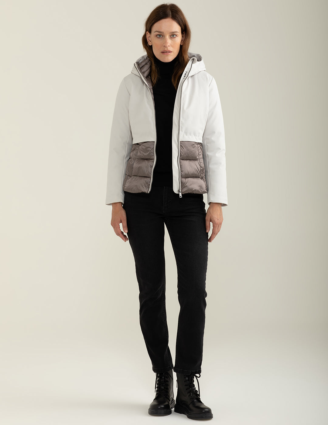 Giubbotto in soft-shell con cappuccio donna ice fw24w01ku cc-a0005 Giubbotto in soft-shell con cappuccio