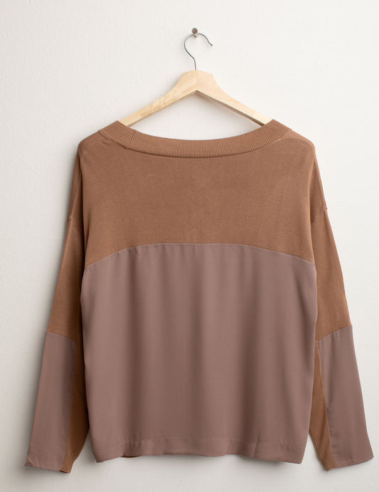 Maglia Scollo V a Manica Lunga - back - 002