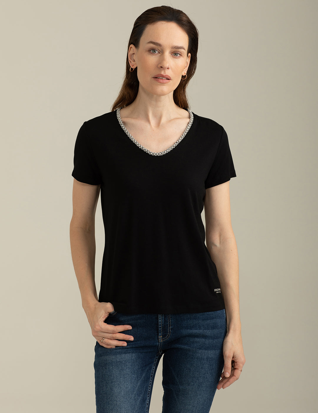 T-shirt Scollo V a Manica Corta donna black fw25s33tv cc-a0951 T-shirt Scollo V a Manica Corta