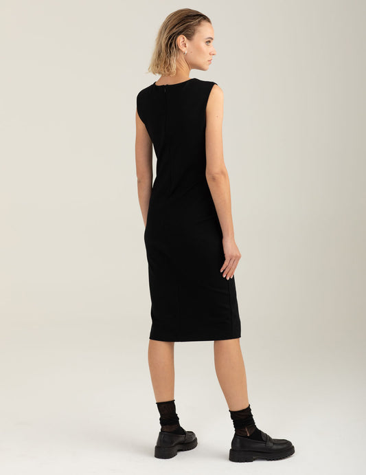 Abito smanicato con spacco - back - 002