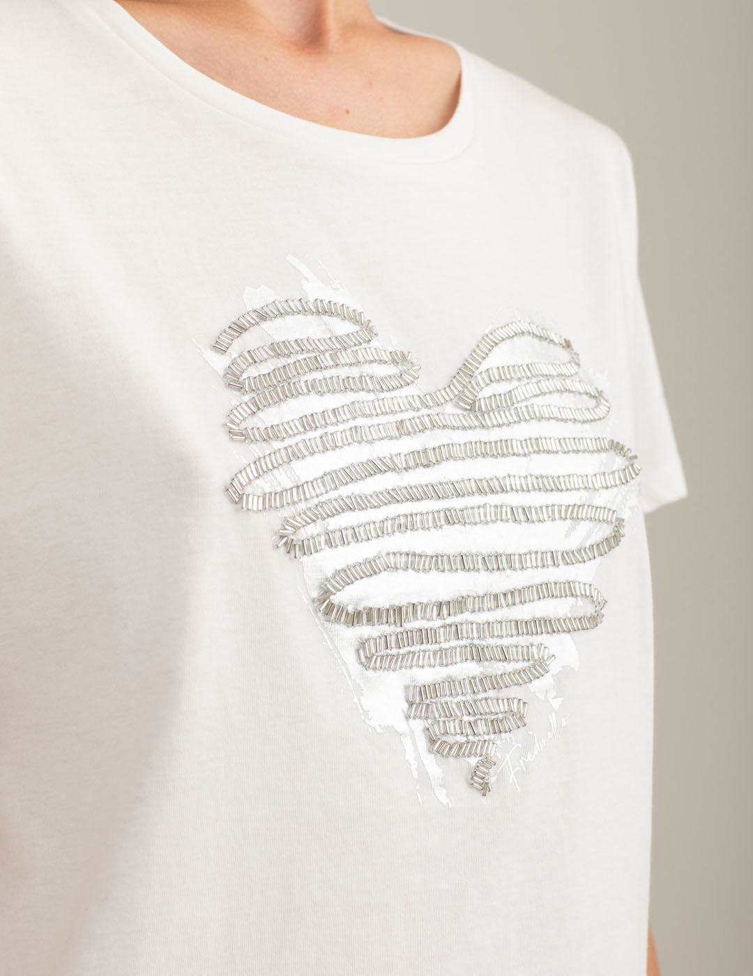 T-shirt con perline ricamate e stampa lamina donna off white fw25w15tg cc-a0002 T-shirt con perline ricamate e stampa lamina