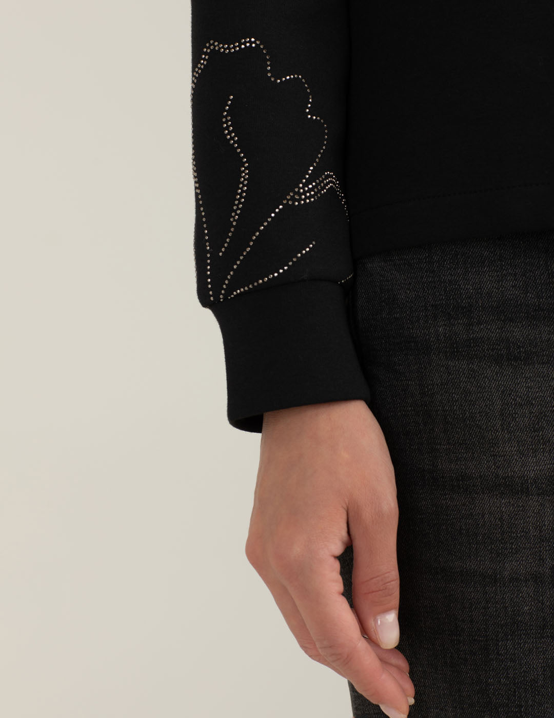 Felpa girocollo con strass e fiori donna black fw25w06fg cc-a0951 Felpa girocollo con strass e fiori