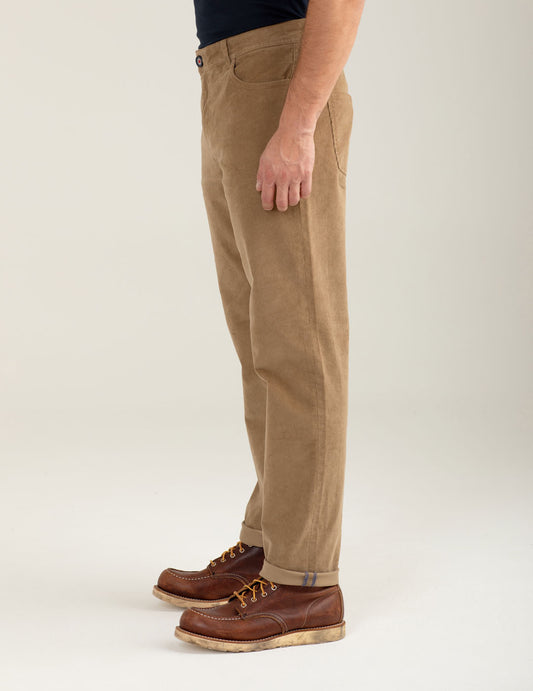 Pantalone chino in velluto a coste - back - 002