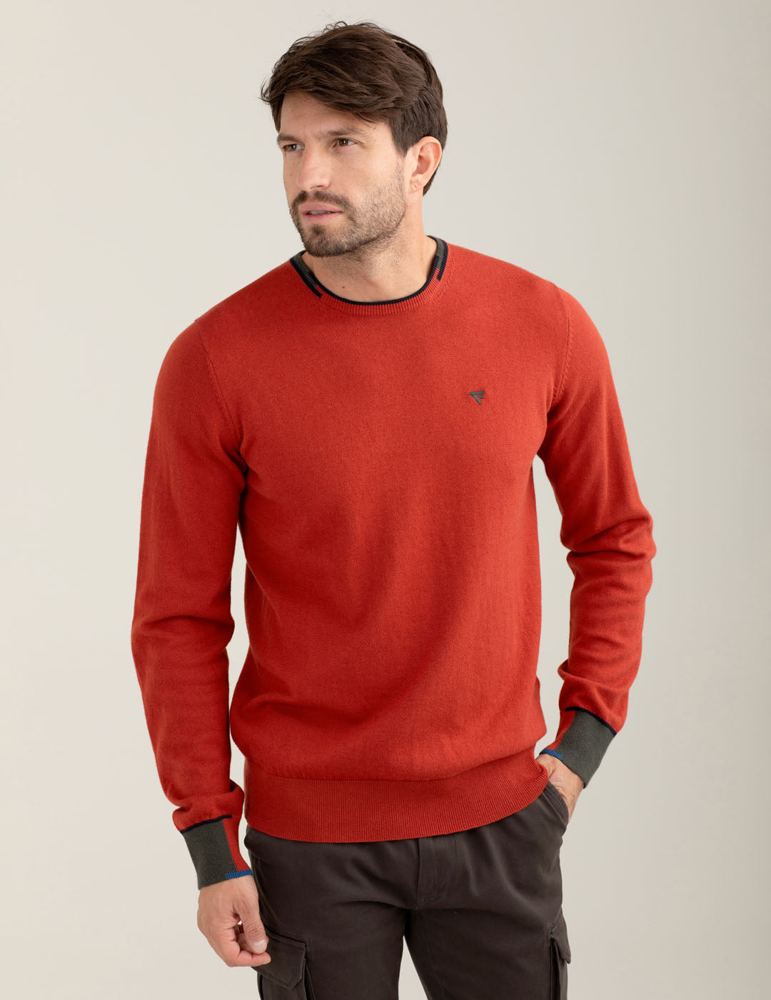 Maglia girocollo con dettagli in contrasto uomo fox fm25w14mg cc-a0210 Maglia girocollo con dettagli in contrasto