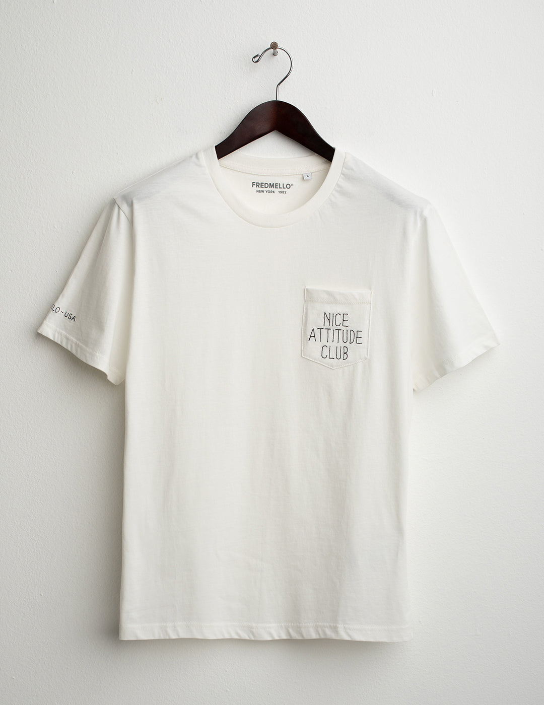 T-shirt girocollo con taschino e ricami uomo off white fm26s29tg cc-a0002 T-shirt girocollo con taschino e ricami