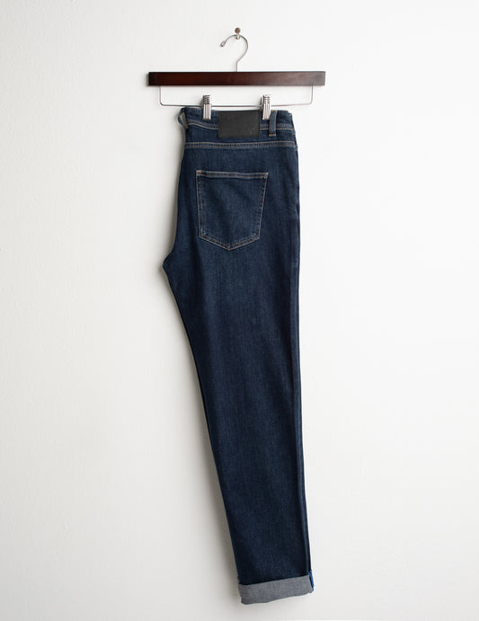 JEANS CON DETTAGLI PERSONALIZZATI - back - 002