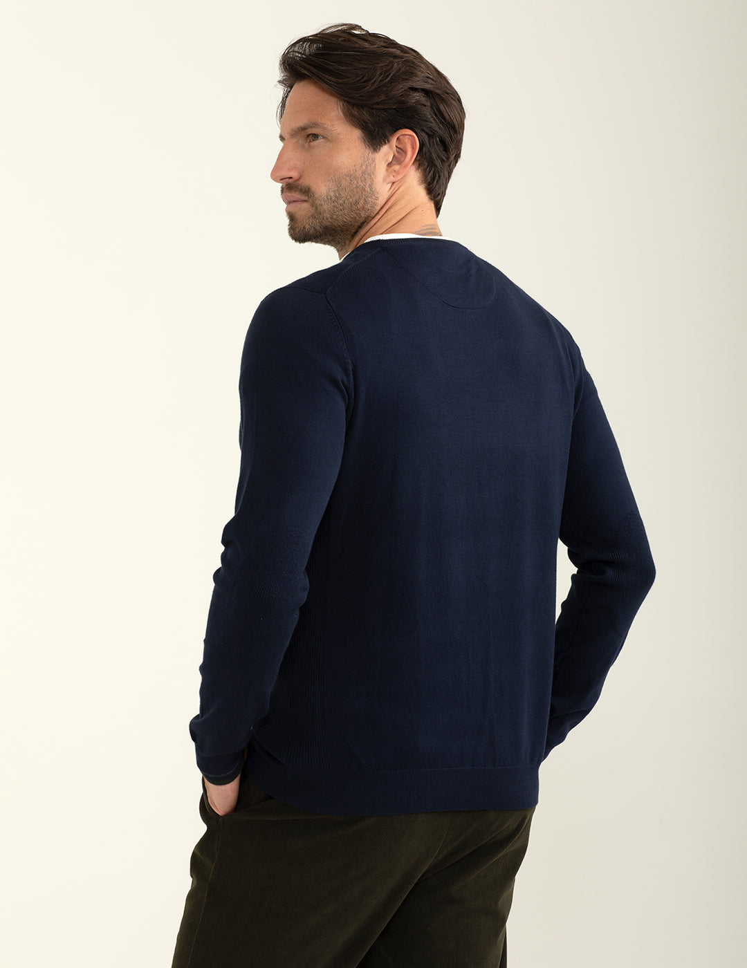 Maglia girocollo con logo ricamato in contrasto uomo blue fm24w03mg cc-a0601 Maglia girocollo con logo ricamato in contrasto