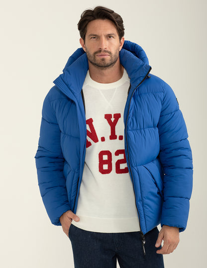 Piumino con cappuccio in materiale stretch