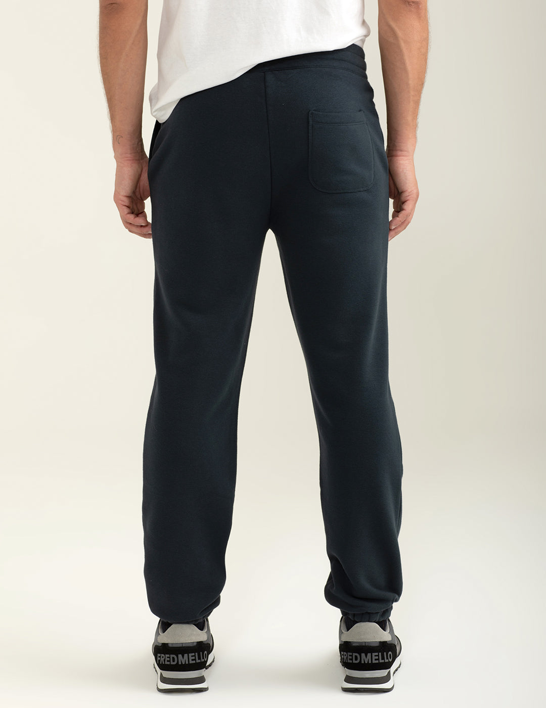 Pantalone in felpa della linea Essential uomo graphite fm24w02pf cc-a0957 Pantalone in felpa della linea Essential