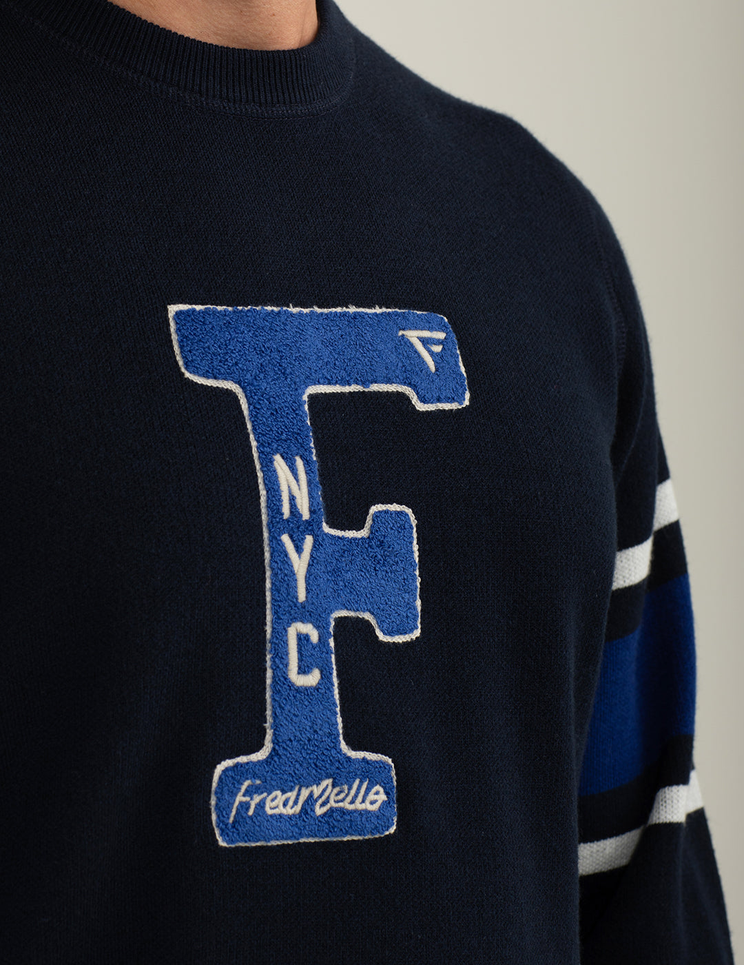 Crew-neck sweater with raglan cut man blue fm24w51mg cc-a0601 Crew-neck sweater with raglan cut