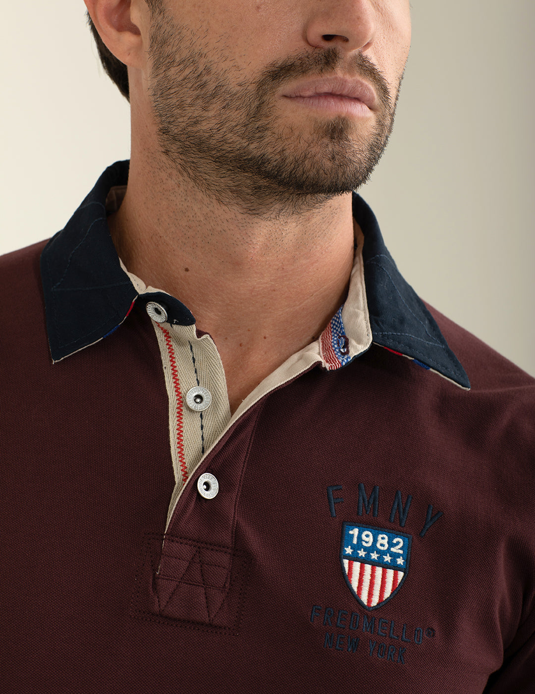 Polo in piquet con collo in gabardina uomo must fm24w03qc cc-a0306 Polo in piquet con collo in gabardina