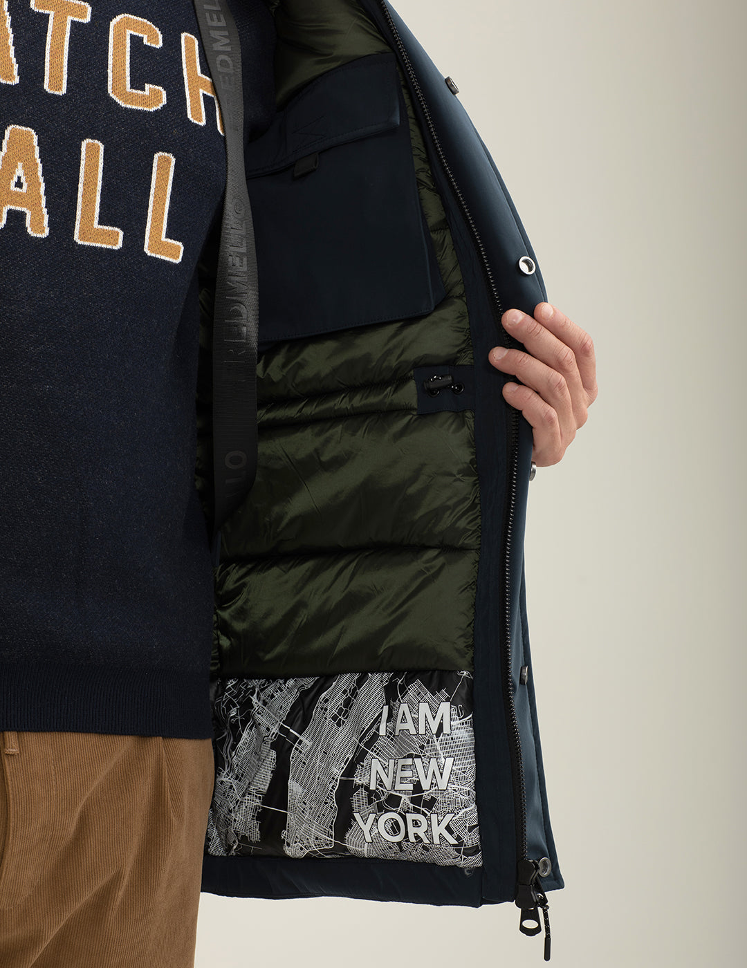 Parka con cappuccio e fodera trapuntata uomo blue fm24w18ku cc-a0601 Parka con cappuccio e fodera trapuntata