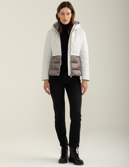 Giubbotto in soft-shell con cappuccio