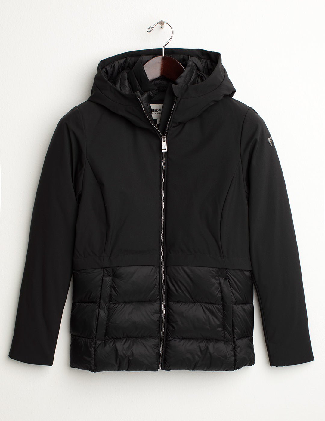 Giubbotto in soft-shell con cappuccio donna black fw24w01ku cc-a0951 Giubbotto in soft-shell con cappuccio