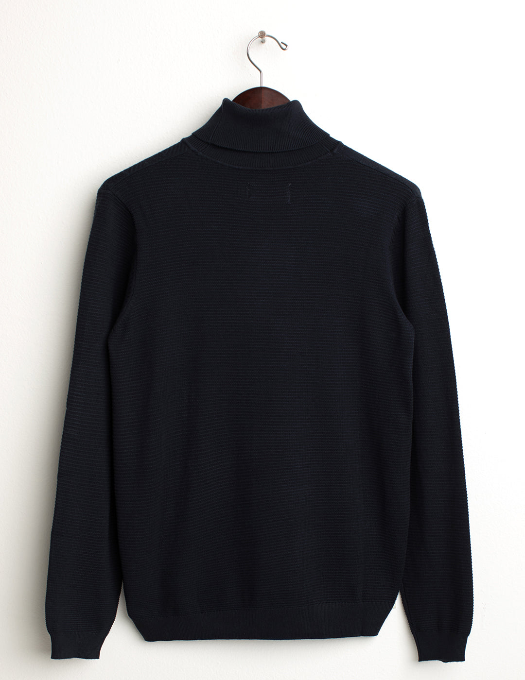 Maglia dolcevita con texture a righe verticali uomo blue fm24w08md cc-a0601 Maglia dolcevita con texture a righe verticali