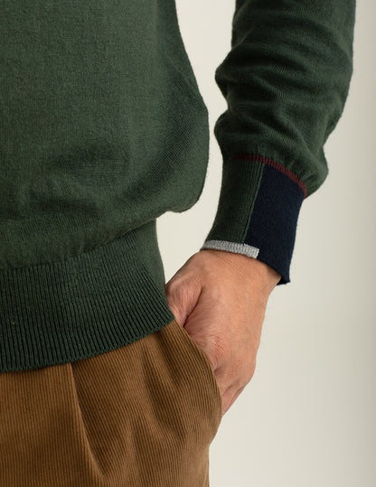Maglia girocollo con logo ricamato in contrasto