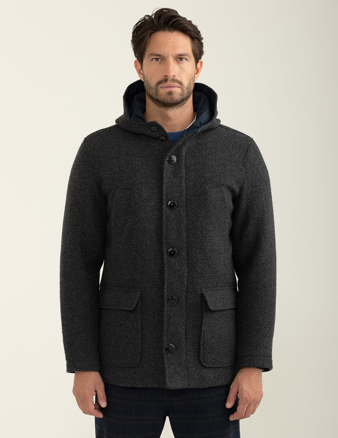 Cappotto in tessuto armaturato con cappuccio uomo antracite melange fm24w28ku cc-a0953 Cappotto in tessuto armaturato con cappuccio