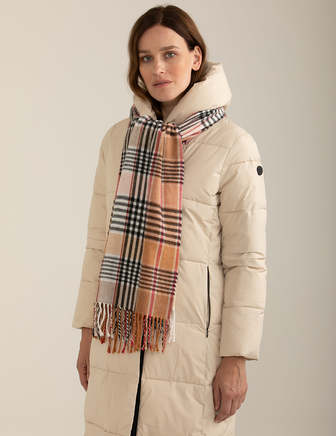 Dyed-thread pashmina with check pattern woman camel fw24w01zs cc-a0252 Dyed-thread pashmina with check pattern