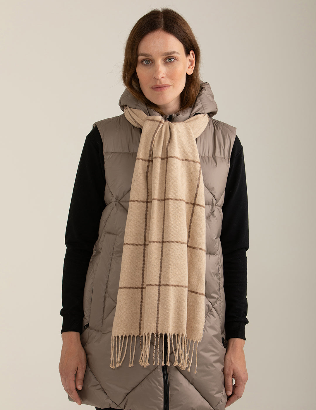 Dyed-thread pashmina with check pattern woman beige fw24w02zs cc-a0101 Dyed-thread pashmina with check pattern