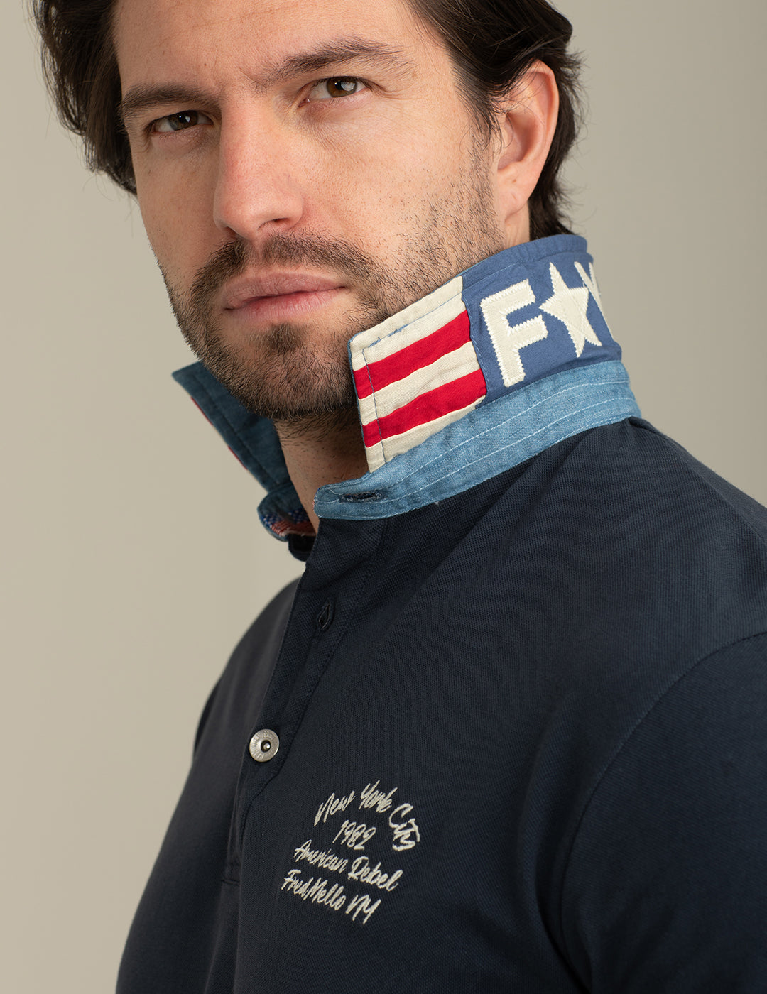 Polo in Piquet con Collo in Chambray uomo blue fm25s18qc cc-a0601 Polo in Piquet con Collo in Chambray