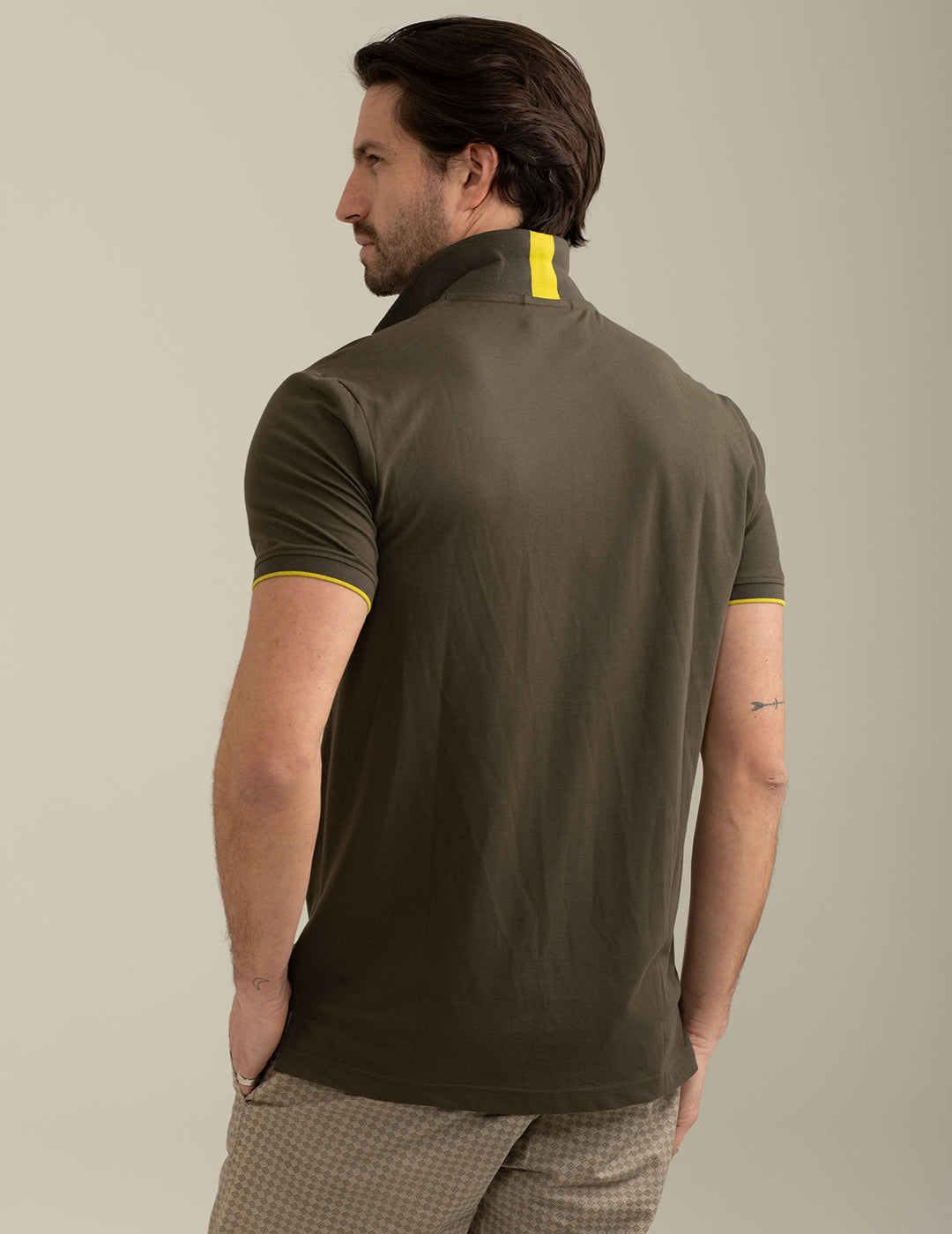 Polo a Manica Corta in Piquet Stretch uomo army fm25s13qu cc-a0804 Polo a Manica Corta in Piquet Stretch