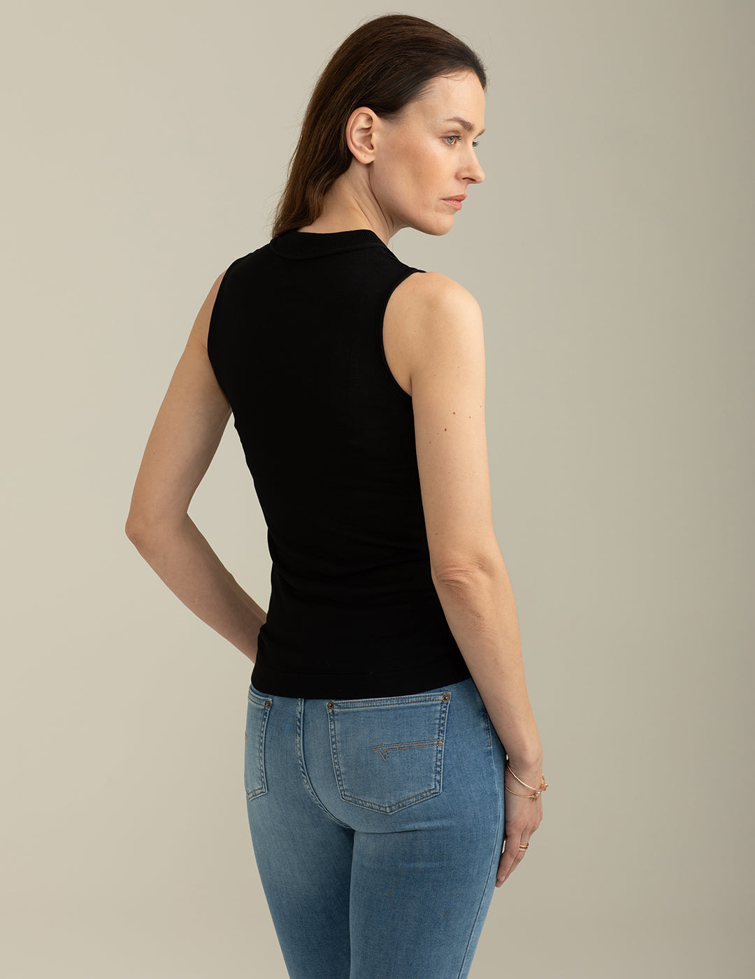 Maglia Girocollo Smanicata donna black fw25s21ms cc-a0951 Maglia Girocollo Smanicata