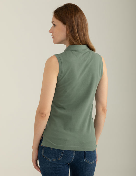 ALT03Polo Smanicata in Piquet Stretch donna sage fw25s02qu cc-a0811 Polo Smanicata in Piquet Stretch