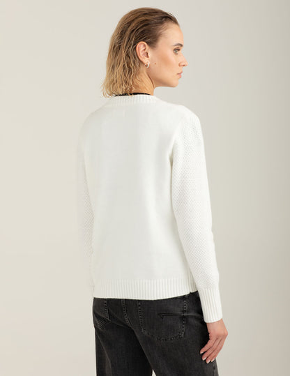 Maglia girocollo floreale ricamata con filo lurex