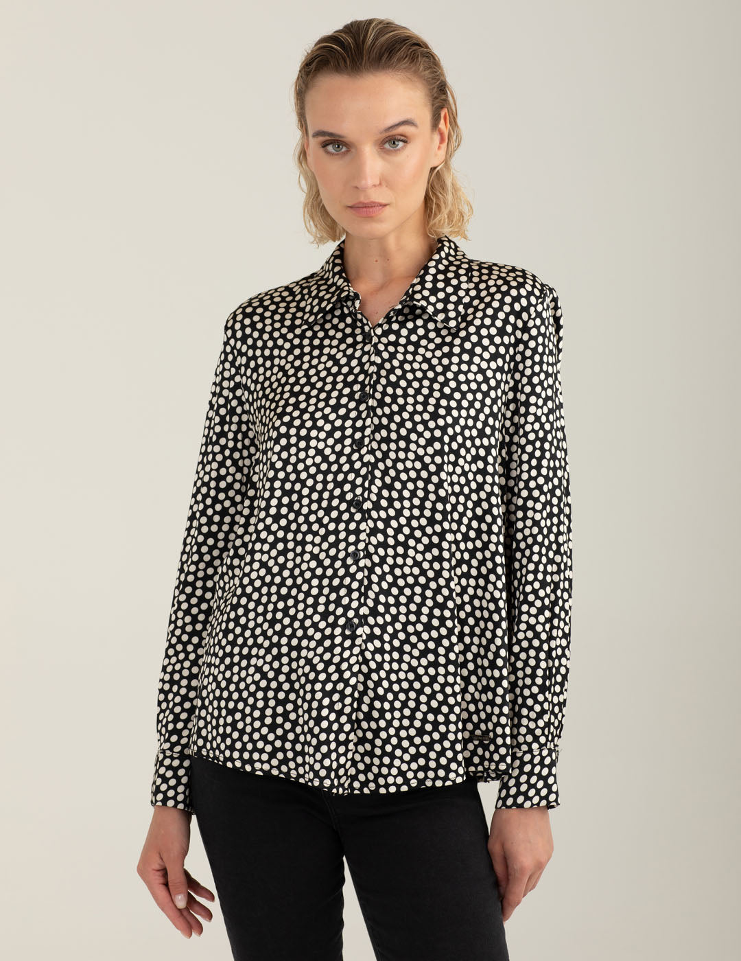 Camicia in raso stretch stampato donna white black fw25w10cs cc-a0009 Camicia in raso stretch stampato