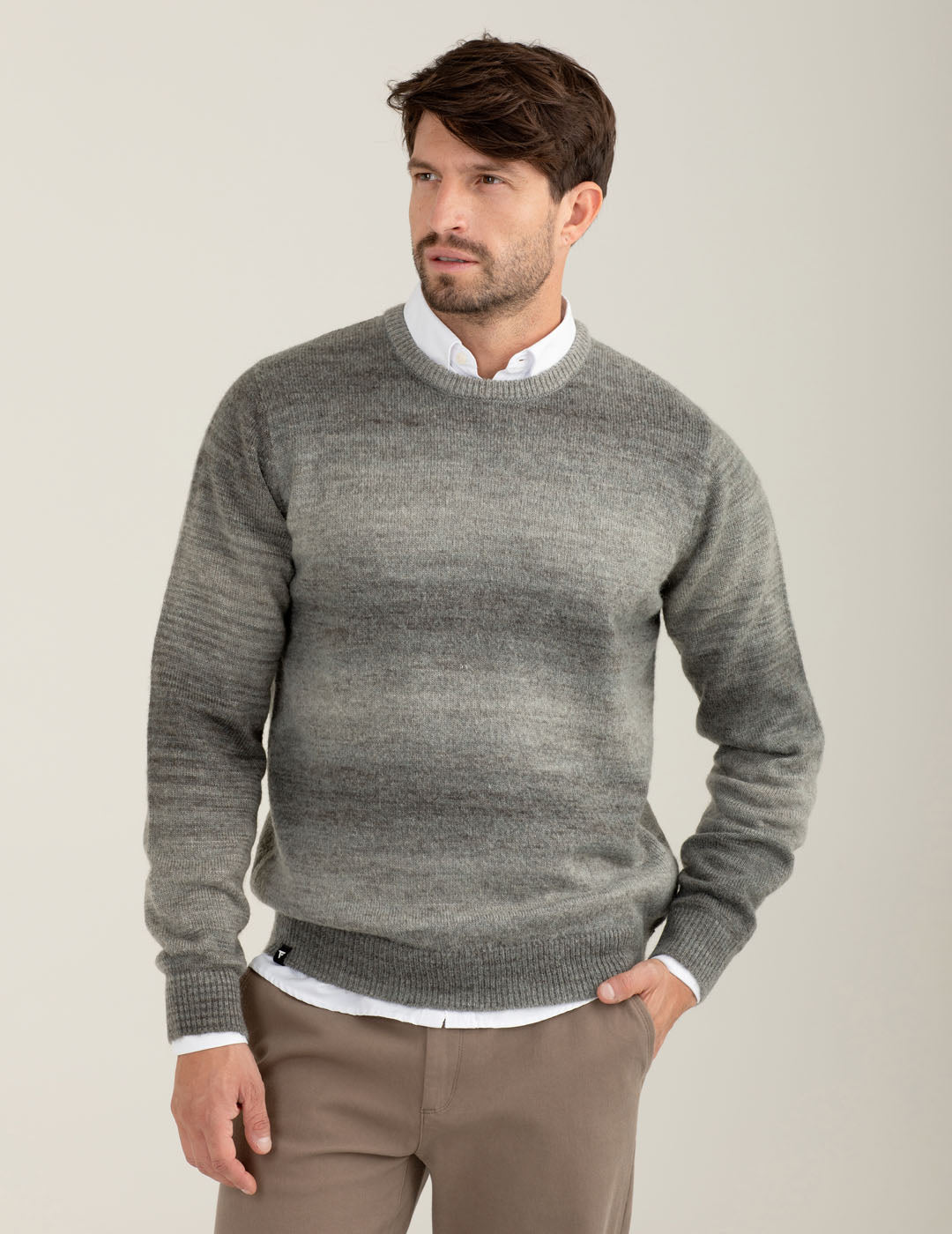 Shaded patterned sweater man gray fm25w33mg cc-a0902 Shaded patterned sweater