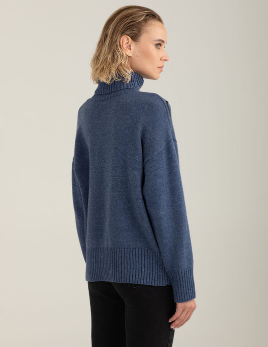 Maglia dolcevita con ricami floreali - back - 002