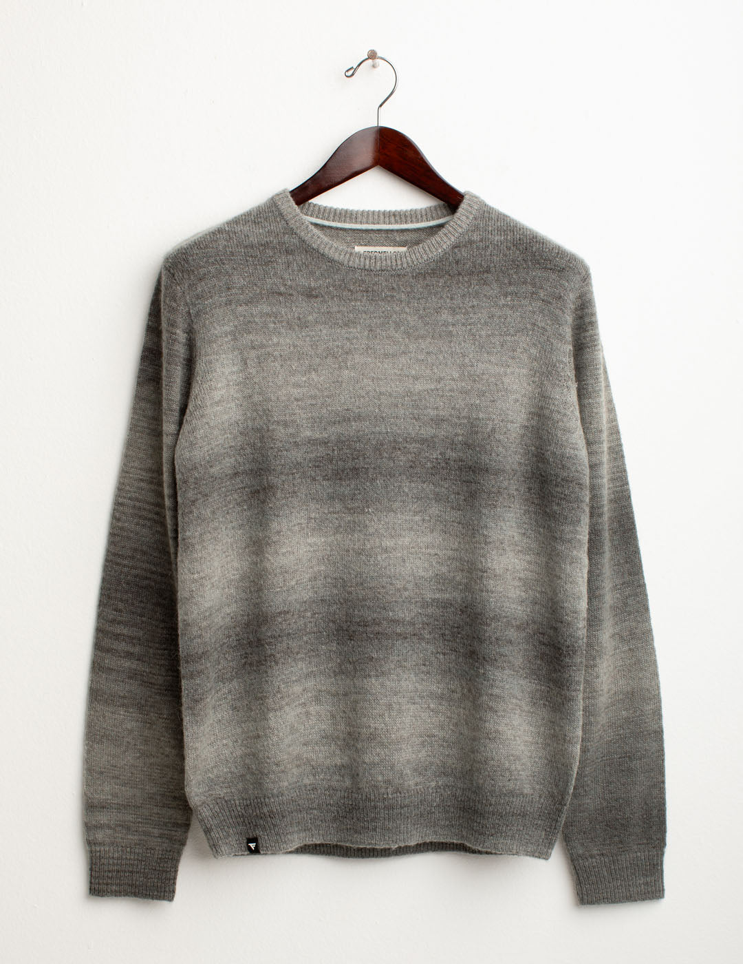 Shaded patterned sweater man gray fm25w33mg cc-a0902 Shaded patterned sweater