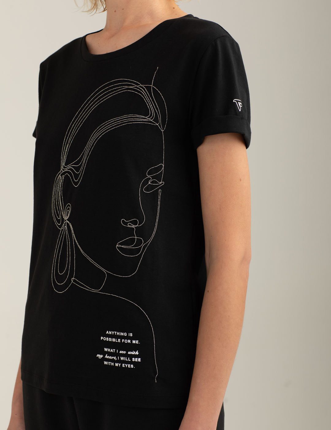 T-shirt con micro-catenella e stampa lamina donna black fw25w05tg cc-a0951 T-shirt con micro-catenella e stampa lamina