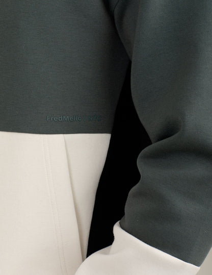 Felpa color block con cappuccio