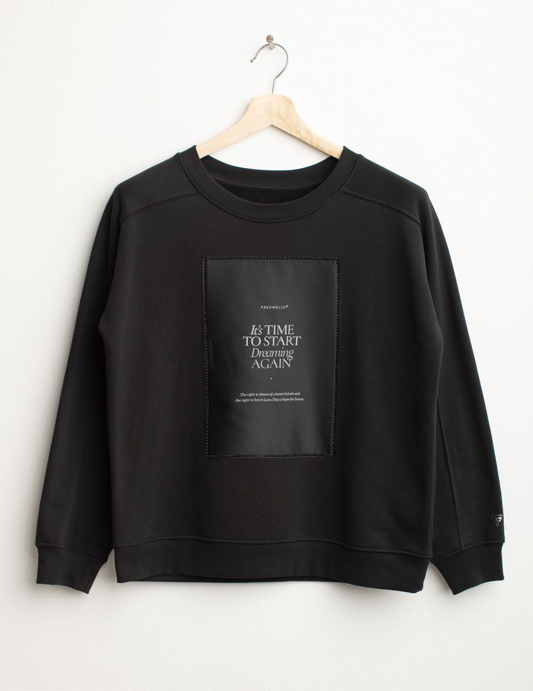 Felpa girocollo con patch in raso e strass donna black fw25w14fg cc-a0951 Felpa girocollo con patch in raso e strass