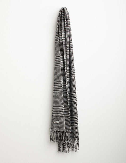 Check patterned pashmina with fringes woman black fw25w04zs cc-a0951