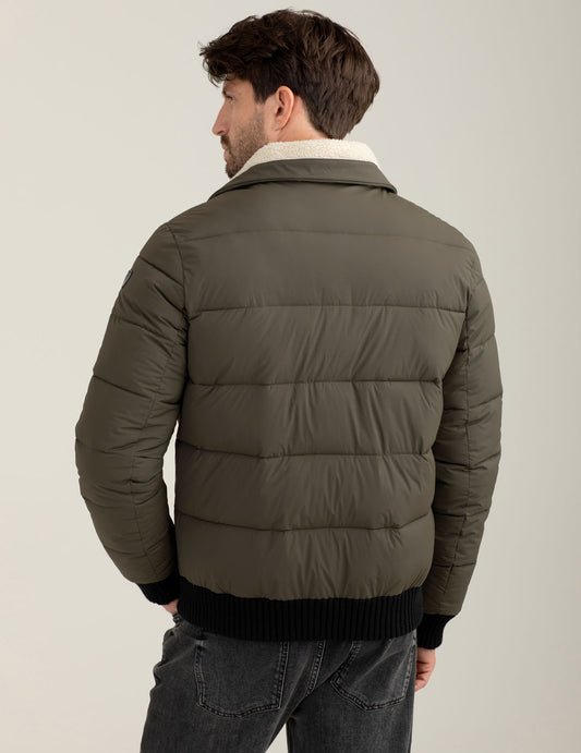 Puffer jacket with synthetic sherpa collar - back - 002