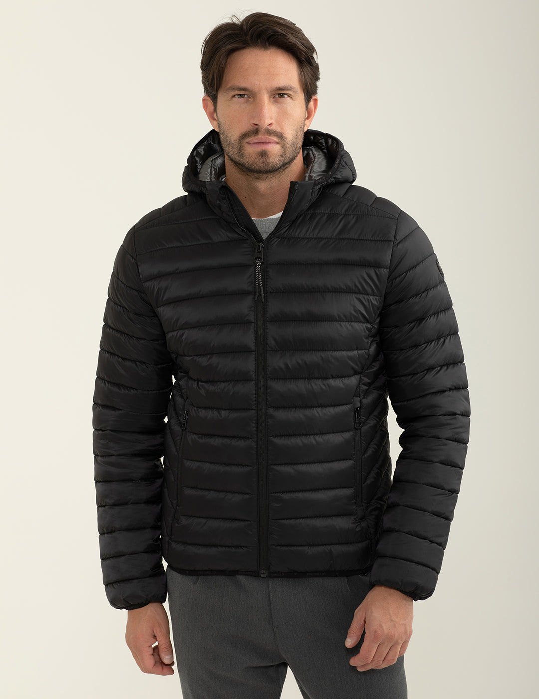 Piumino in ripstop con cappuccio uomo black fm25w24kd cc-a0951 Piumino in ripstop con cappuccio