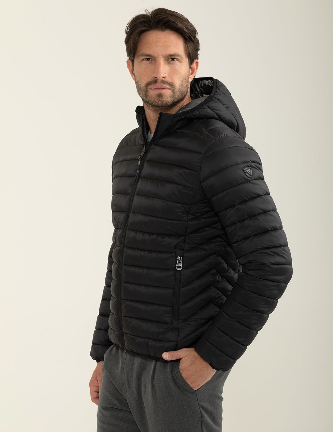 Piumino in ripstop con cappuccio uomo black fm25w24kd cc-a0951 Piumino in ripstop con cappuccio