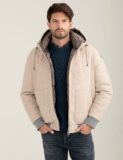 Hooded jacket with two-tone nylon lining