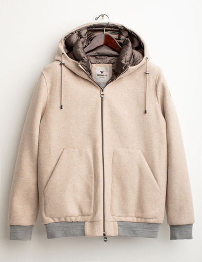 Hooded jacket with two-tone nylon lining