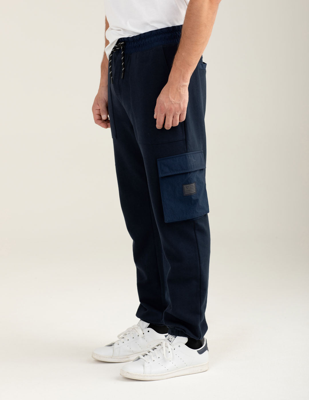 Pantalone tasconato in felpa con dettagli nylon uomo blue fm25w05pf cc-a0601 Pantalone tasconato in felpa con dettagli nylon