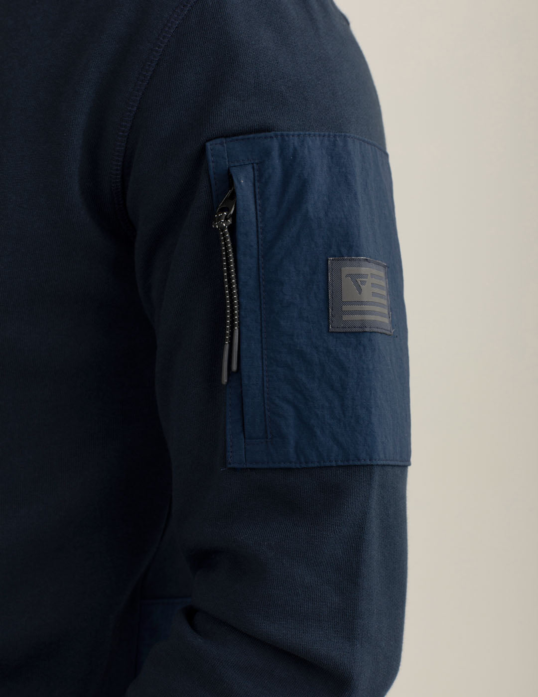 Felpa full zip con cappuccio e dettagli in nylon uomo blue fm25w11fz cc-a0601 Felpa full zip con cappuccio e dettagli in nylon