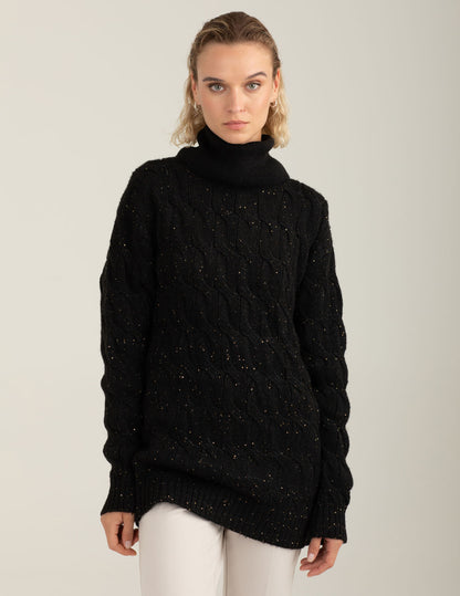 Maglia dolcevita a trecce con micropaillettes