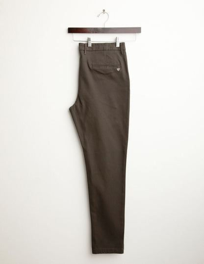 Pantalone chino in tessuto dobby