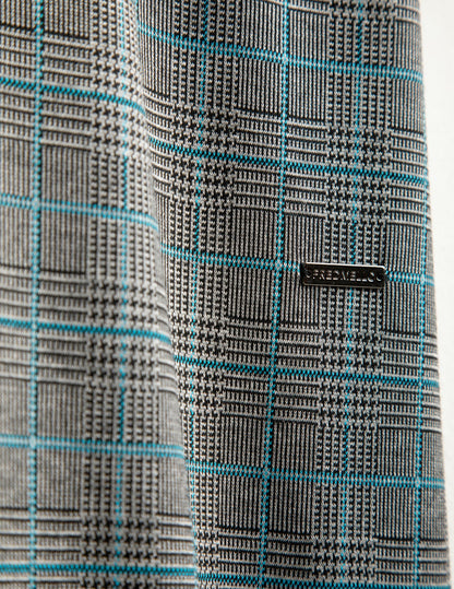 Abito in fantasia tintofilo