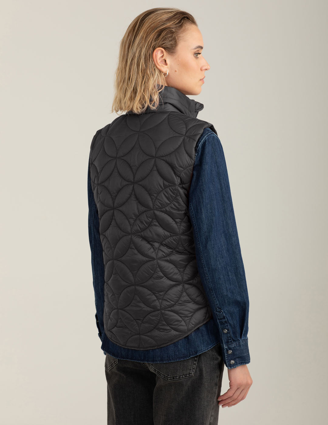 Piumino trapuntato smanicato donna black fw25w16ks cc-a0951 Piumino trapuntato smanicato